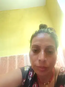 ISHANI-SINGH online show from 4, 4, 2026