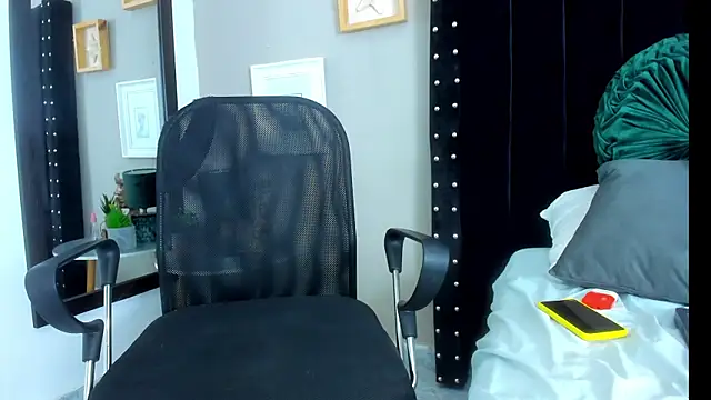 Mathewboy1 online show from 12, 9, 2025