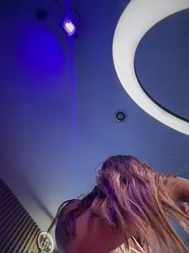 Natalia vidal online show from 17, 4, 2026