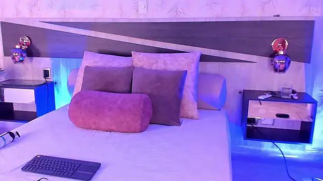 Adaa Stone online show from 18, 12, 2025