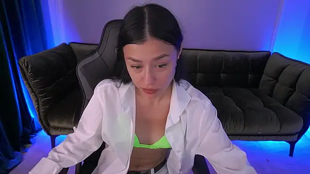 Snapshot of FataleNellie chatting on 18, 9, 2025 FataleNellie online show from 18, 9, 2025