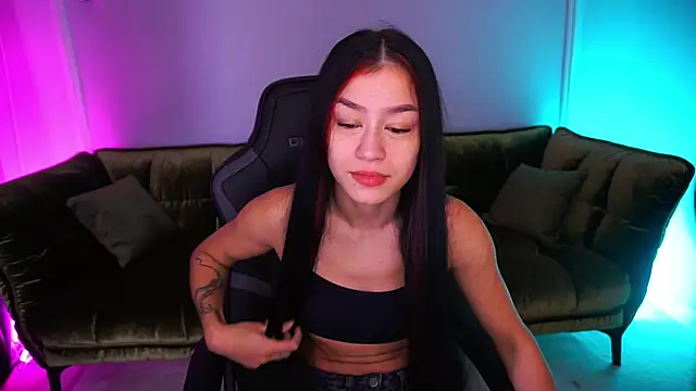 Snapshot of FataleNellie chatting on 12, 11, 2025 FataleNellie online show from 12, 11, 2025