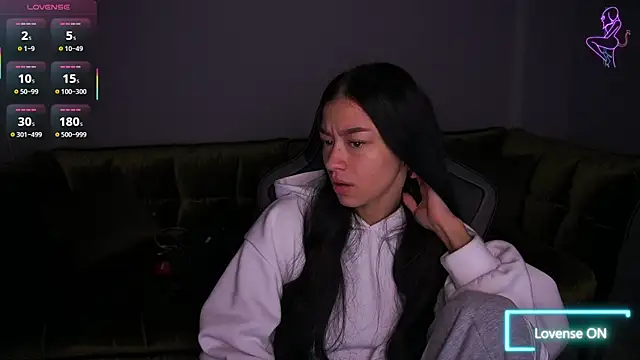 Snapshot of FataleNellie chatting on 1, 12, 2025 FataleNellie online show from 1, 12, 2025