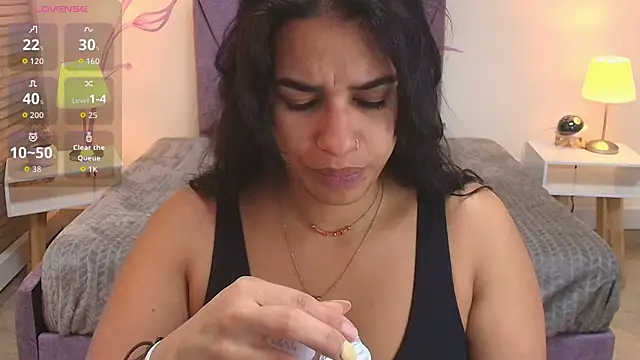 Lia Blake  online show from 20, 10, 2025