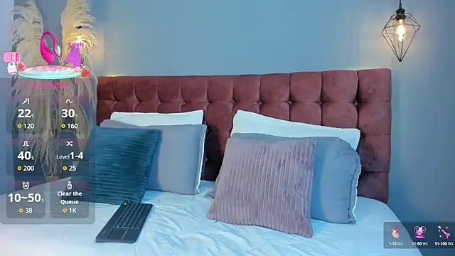 Tania 77  online show from 10, 10, 2025