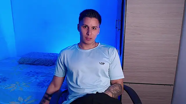 valentinosex1 online show from 9, 11, 2025