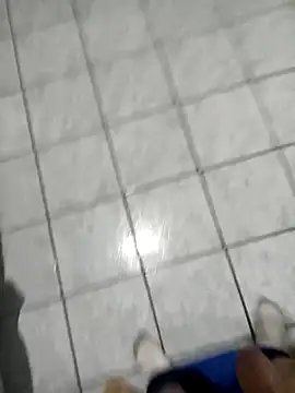 Snapshot of xAe003 chatting on 9, 4, 2026 xAe003 online show from 9, 4, 2026