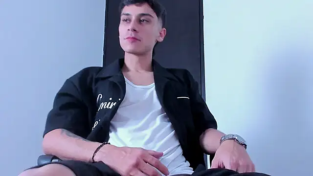 axel davis  online show from 13, 2, 2026