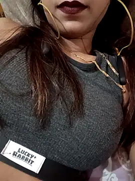 payalsharma95 online show from 25, 9, 2025