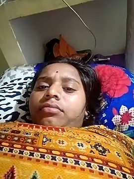 Snapshot of Hot_crety chatting on 1, 11, 2025 Hot crety online show from 1, 11, 2025