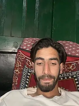 lyath3245 online show from 9, 4, 2026