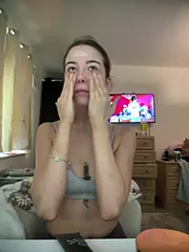 DanielleBabe online show from 18, 3, 2026