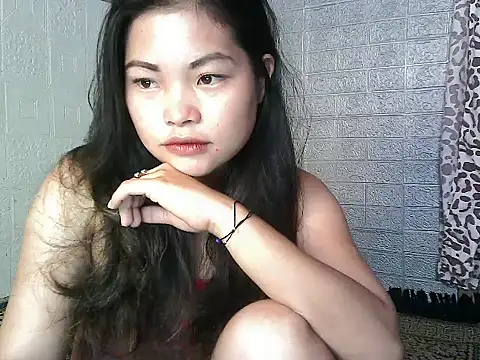 sexy mikaella online show from 18, 4, 2026