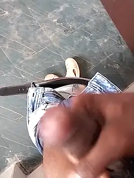 Snapshot of Wet_BunnyFun chatting on 10, 9, 2025 Wet BunnyFun online show from 10, 9, 2025