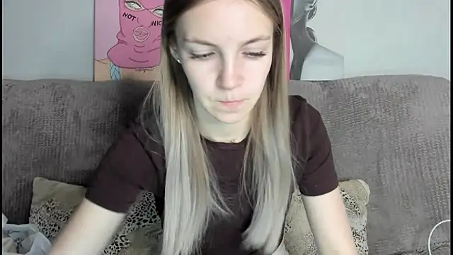 HitGyrl online show from 1, 12, 2025