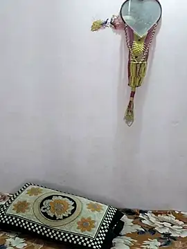 sneha bebo online show from 4, 4, 2026