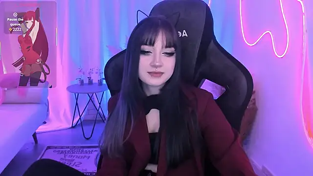 Snapshot of LiliLuna chatting on 7, 2, 2026 LiliLuna online show from 7, 2, 2026