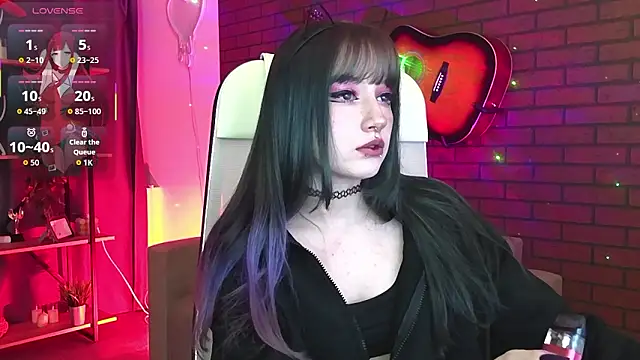 Snapshot of LiliLuna chatting on 19, 2, 2026 LiliLuna online show from 19, 2, 2026