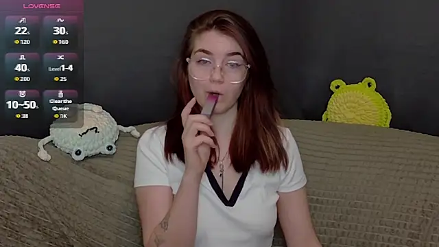 ElzaBlis online show from 28, 11, 2025