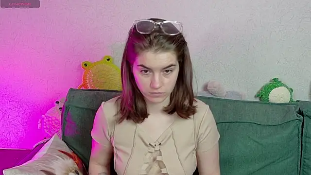 ElzaBlis online show from 3, 6, 2026