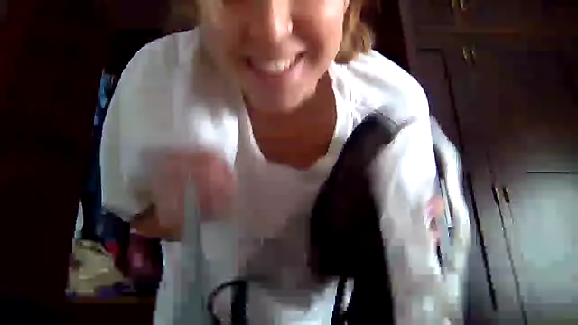 Snapshot of violetofsecret chatting on 10, 10, 2025 violetofsecret online show from 10, 10, 2025