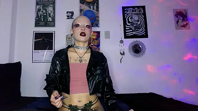 plutonbluemooon333 online show from 10, 11, 2025