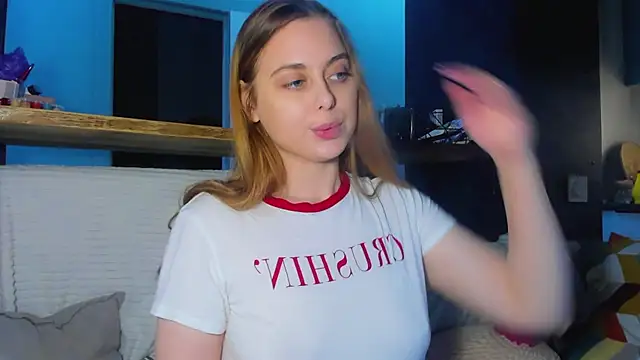 Alice Wander online show from 10, 11, 2025