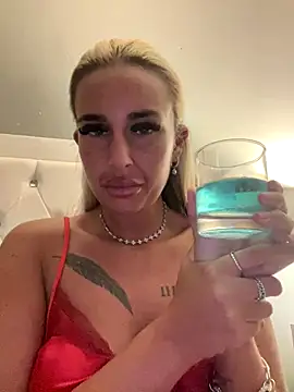 Snapshot of EllieMaeBaby chatting on 10, 11, 2025 EllieMaeBaby online show from 10, 11, 2025