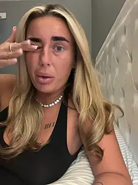 EllieMaeBaby online show from 23, 7, 2026