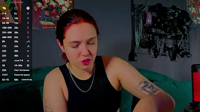 Snapshot of the_high_priestess chatting on 8, 6, 2026 the high priestess online show from 8, 6, 2026