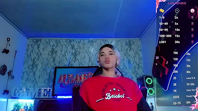 Madison Mujica online show from 18, 10, 2025