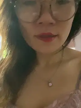 Snapshot of tttan1 chatting on 26, 5, 2026 tttan1 online show from 26, 5, 2026