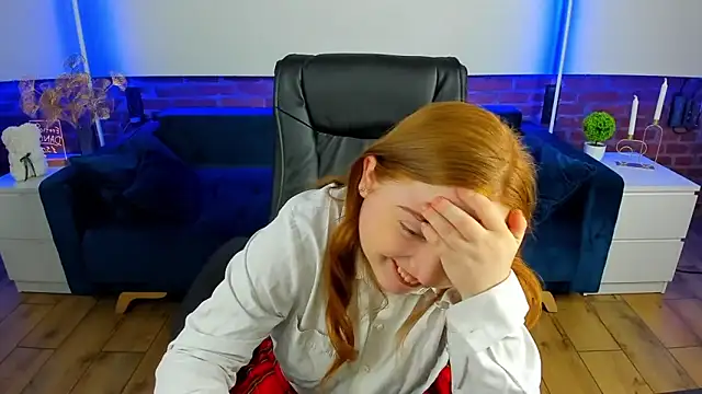 Snapshot of KattyRose8 chatting on 9, 9, 2025 KattyRose8 online show from 9, 9, 2025