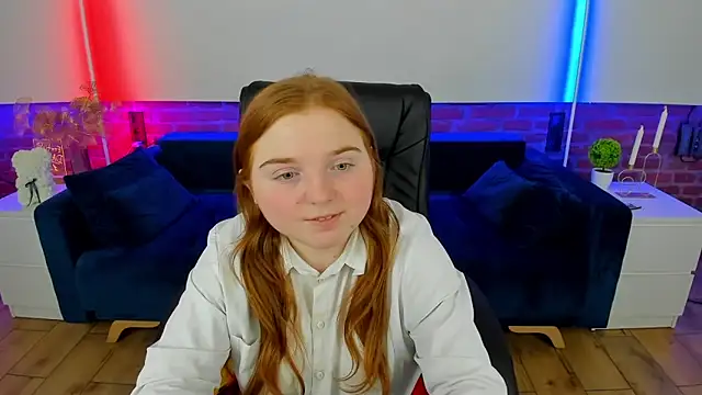 Snapshot of KattyRose8 chatting on 15, 9, 2025 KattyRose8 online show from 15, 9, 2025