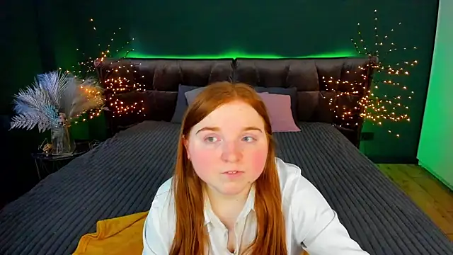 Snapshot of KattyRose8 chatting on 21, 9, 2025 KattyRose8 online show from 21, 9, 2025