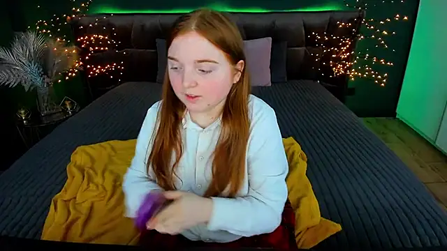 Snapshot of KattyRose8 chatting on 23, 9, 2025 KattyRose8 online show from 23, 9, 2025