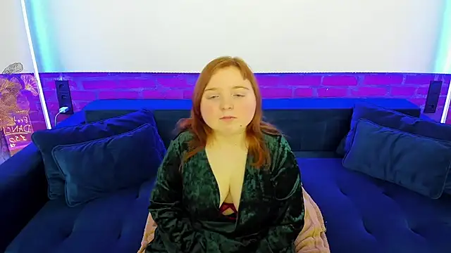 Snapshot of KattyRose8 chatting on 21, 11, 2025 KattyRose8 online show from 21, 11, 2025