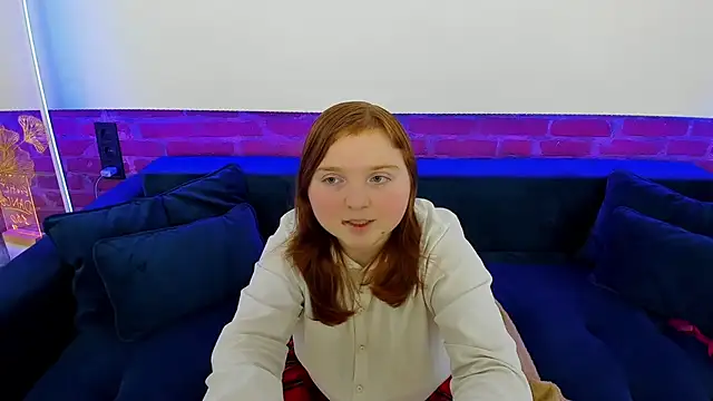 Snapshot of KattyRose8 chatting on 29, 11, 2025 KattyRose8 online show from 29, 11, 2025