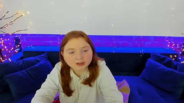 Snapshot of KattyRose8 chatting on 3, 12, 2025 KattyRose8 online show from 3, 12, 2025