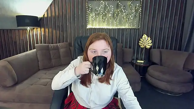 Snapshot of KattyRose8 chatting on 21, 12, 2025 KattyRose8 online show from 21, 12, 2025