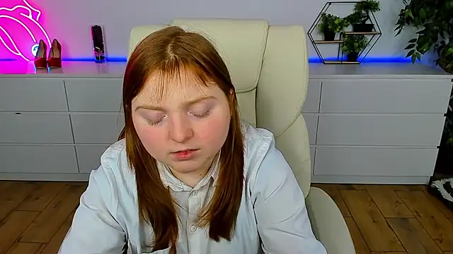 Snapshot of KattyRose8 chatting on 5, 2, 2026 KattyRose8 online show from 5, 2, 2026