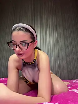 Snapshot of Larra69 chatting on 12, 3, 2026 Larra69 online show from 12, 3, 2026