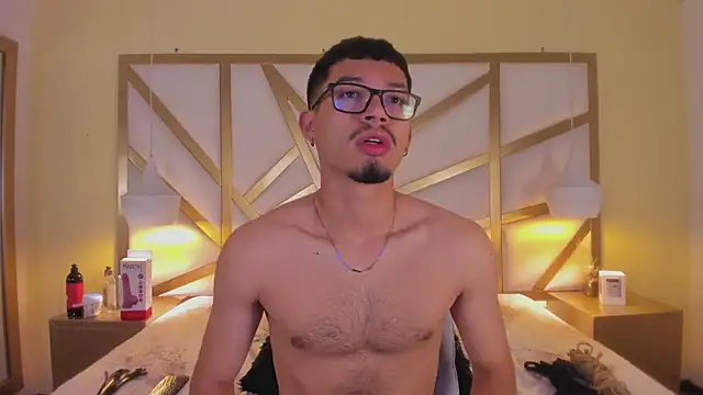 Snapshot of Jaxon_Carter chatting on 6, 4, 2026 Jaxon Carter online show from 6, 4, 2026