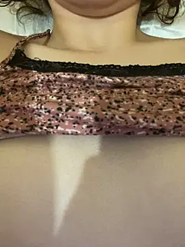 Mroma89six online show from 4, 10, 2025