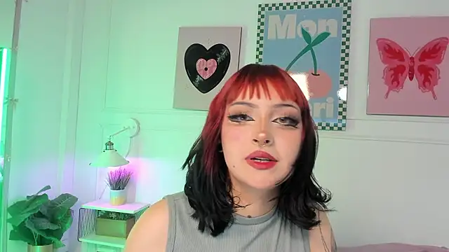 Zoe Lynch  online show from 19, 3, 2026