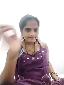 Snapshot of Sofia_kuuu chatting on 4, 11, 2025 Sofia kuuu online show from 4, 11, 2025