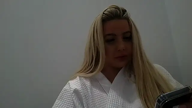 Snapshot of TiaDoll chatting on 14, 7, 2026 TiaDoll online show from 14, 7, 2026