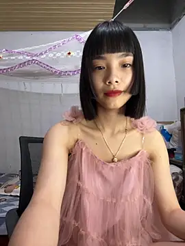 Snapshot of andymi1 chatting on 12, 9, 2025 andymi1 online show from 12, 9, 2025
