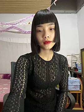 Snapshot of andymi1 chatting on 17, 10, 2025 andymi1 online show from 17, 10, 2025
