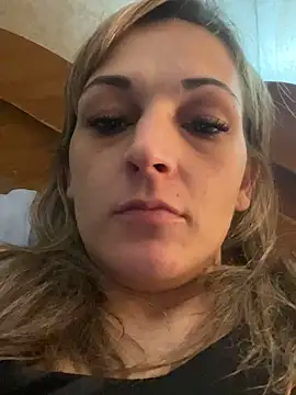 Snapshot of nicole9666 chatting on 17, 11, 2025 nicole9666 online show from 17, 11, 2025